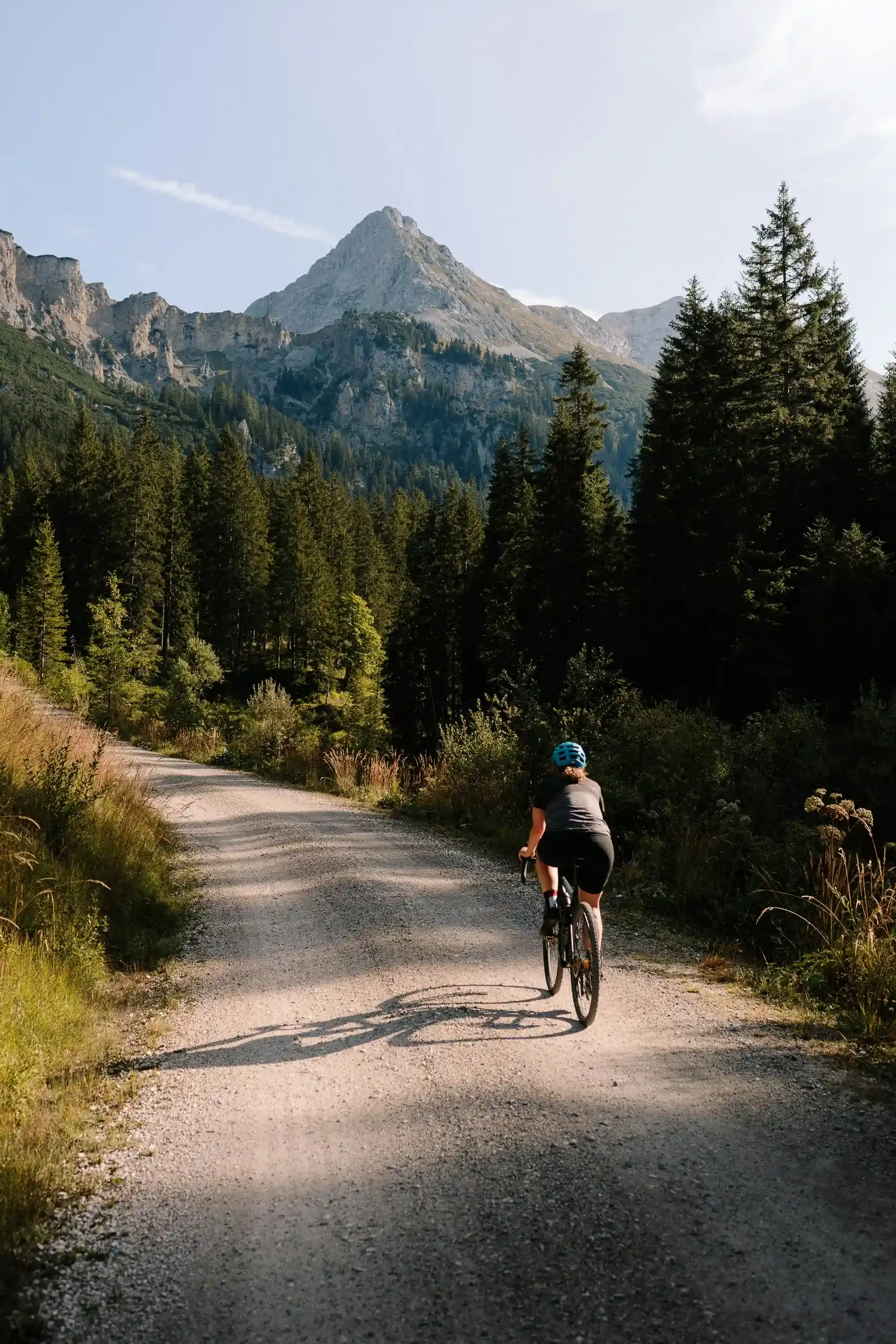 Image of runner/cyclist